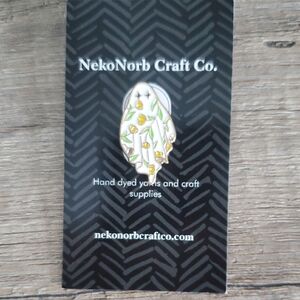 Enamel Pin - White and Gold